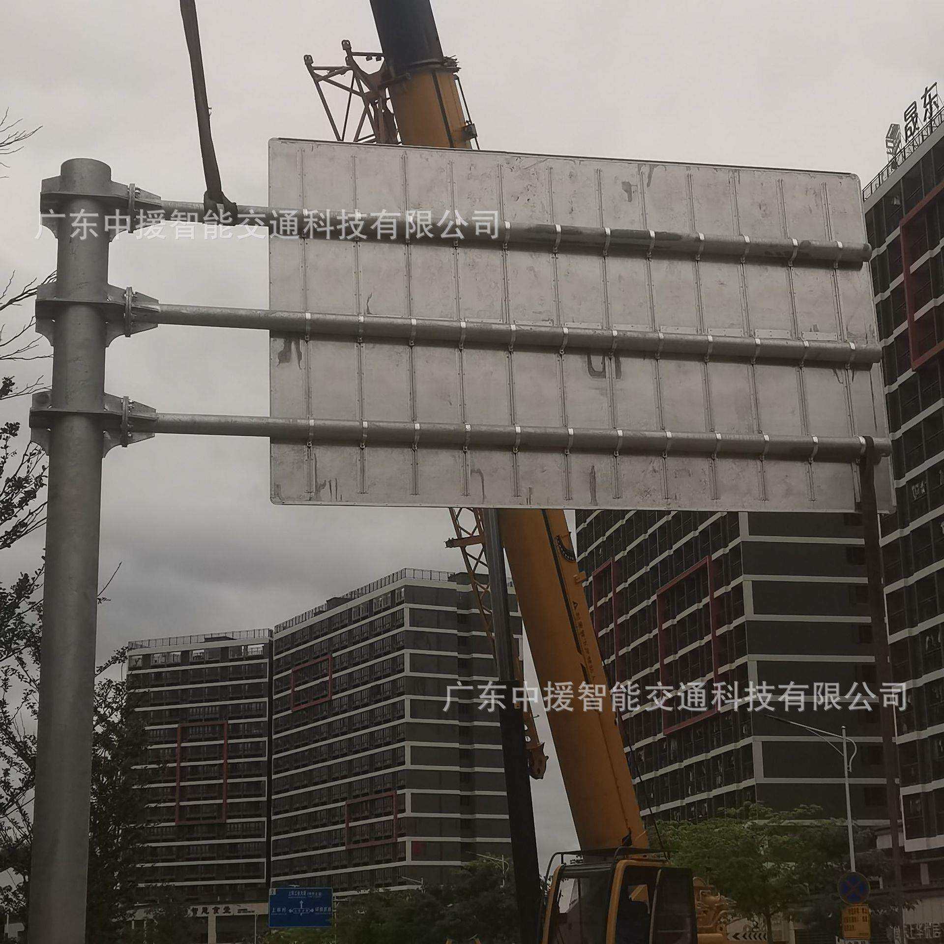 交通悬臂杆件用于城市主干道国道高速公路可与标志牌配套供应
