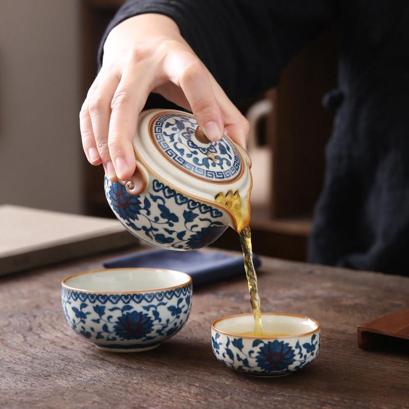米黄汝窑快客杯一壶二杯便携式茶具旅行套装青花手抓壶户外泡茶器