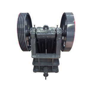 式颚鹅卵石破碎机石料粉碎 移动式建筑设备颚 破碎机式