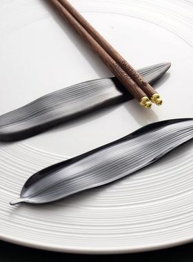 日式304不锈钢柳叶设计筷架 家用勺托筷子架镜面黑色创意金属筷枕