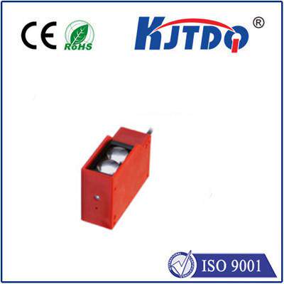 KJTDQ/凯基特 远距离光电开关FS100三线直流24V PNP常开漫反射NPN