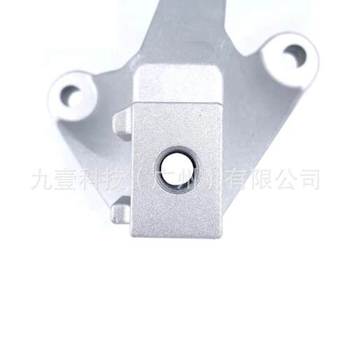 适用福特1326812沃尔沃发动机铝支架 3M517M125DE 1306920