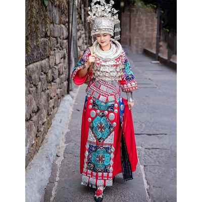 正品苗族盛装舞蹈闺蜜苗疆服饰纱女云南演出婚土家族民族风摄影旅