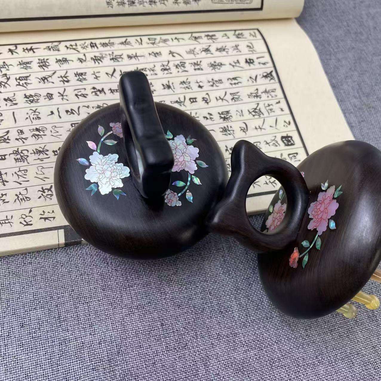 紫光檀羊角头部按摩梳经络刷螺钿牡丹刮痧腿部刷带脉肩颈头皮头疗