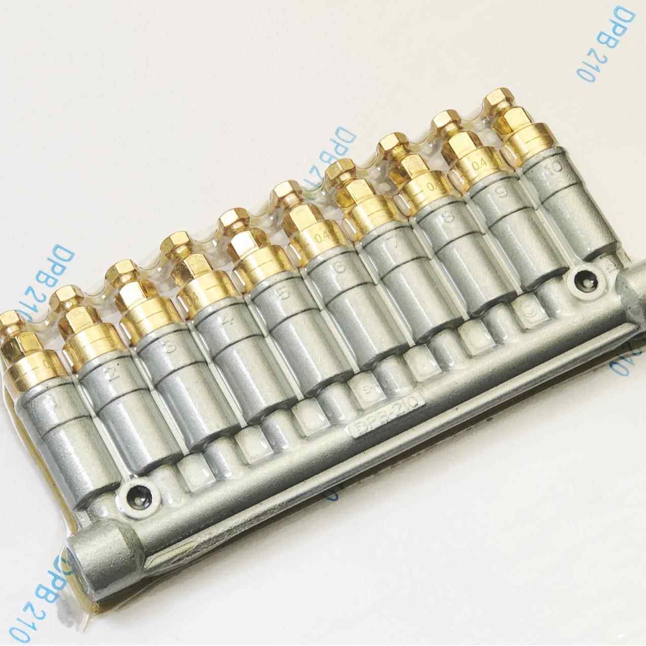 DPB-210 DPB-110 10出油口0.4CC 进口型定量容积式分油器机床润滑