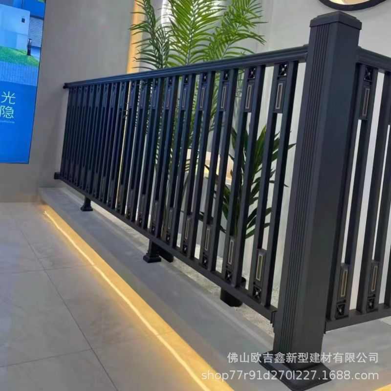 铝护栏铝屏风铝挂落铝格栅铝窗花仿古木纹氟碳护栏铝单板厂家定制
