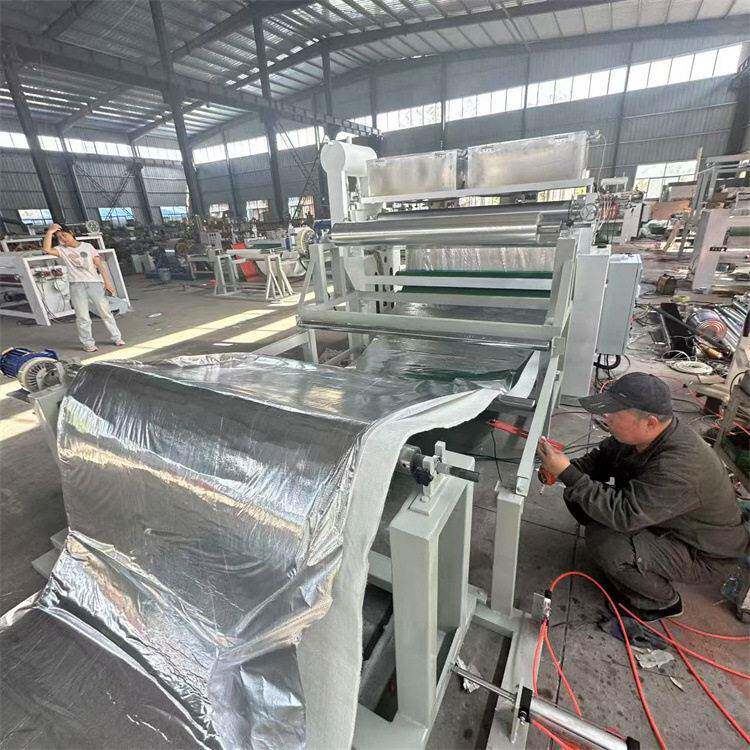 硅酸铝纤维保温棉玻纤铝箔布贴合机 气凝胶毡玻纤布热熔胶复合机