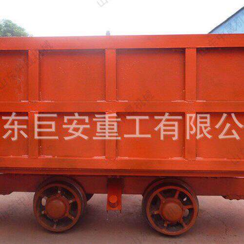 结构简侧曲轨侧卸式矿车 规格齐全侧曲轨侧卸式矿车