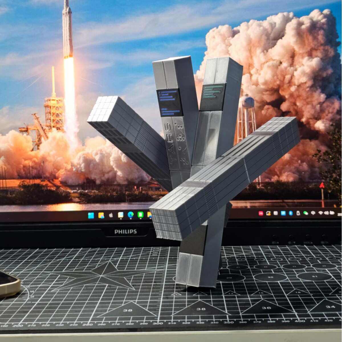 新品 3D打印塔斯/凯斯机器人摆件TARS 200×100×25 屏幕带