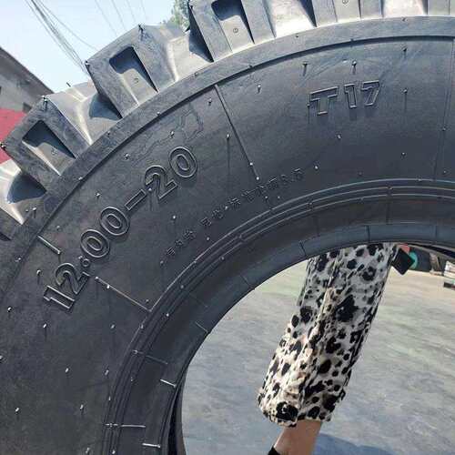 1200-20宽体车矿山隧道专用自卸车尼龙防爆工程机械轮胎