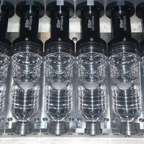 厂家供应1出8供应pet吹瓶注塑模具塑料矿泉水瓶模全自动吹瓶模