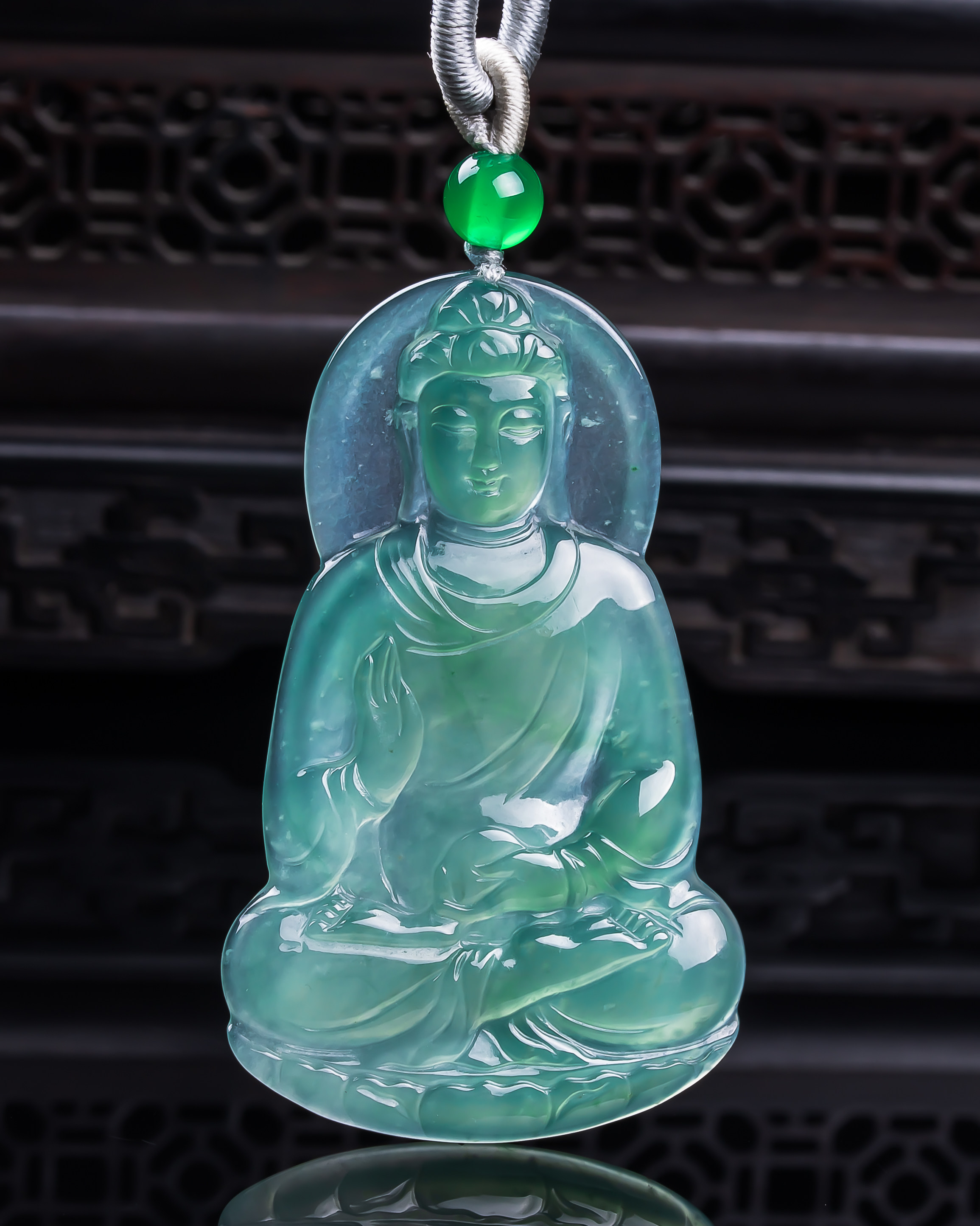 天然真品翡翠冰蓝水天空蓝高端精品玉石闪拍正装观音玉吊坠13.31g
