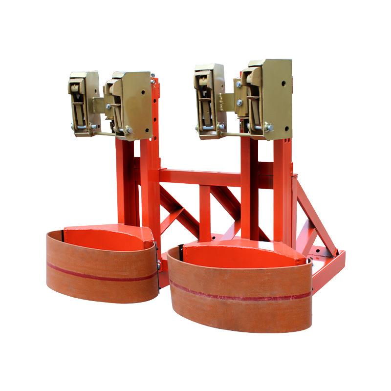 叉车油桶搬运夹具合金钢鹰嘴抓桶器单桶双桶吊具加厚油桶装卸吊夹