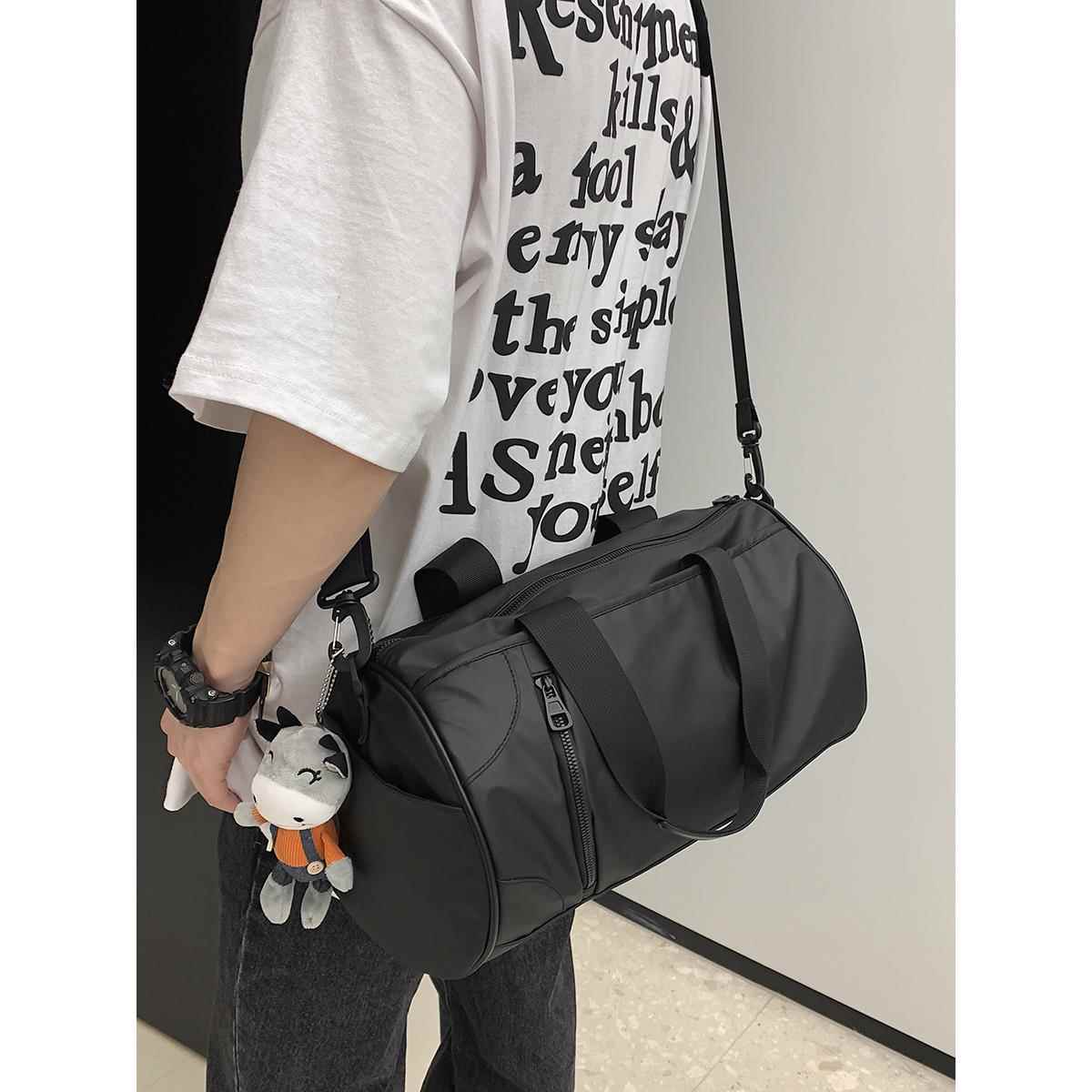 小型旅行包男款轻便防水手提包女干湿分离运动游泳健身包男行李包