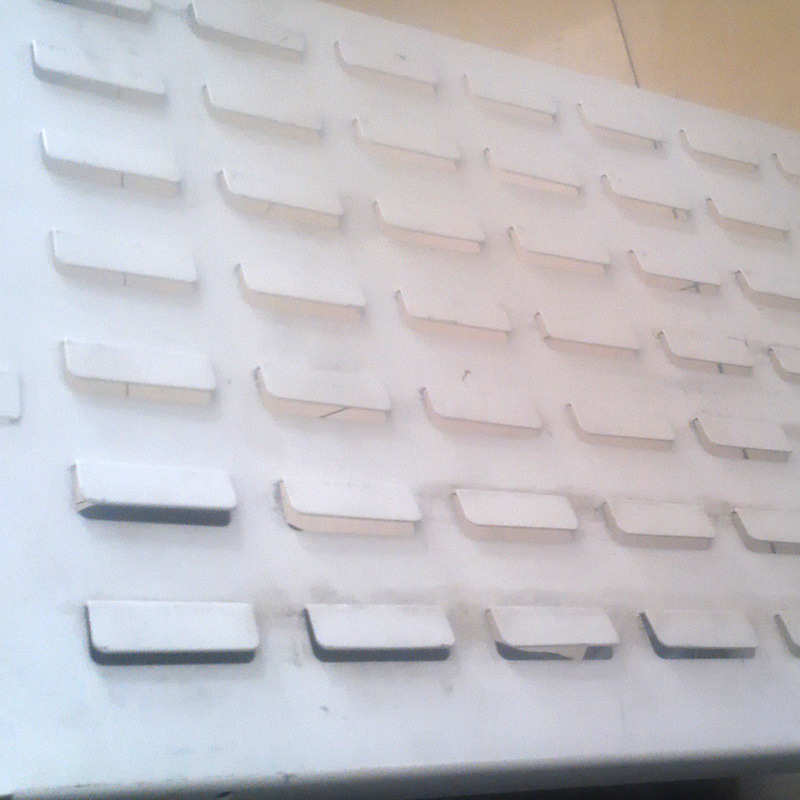 百叶孔镀锌板 订.制冲孔网优惠冲孔网筛多孔板洞洞板多规格冲孔板