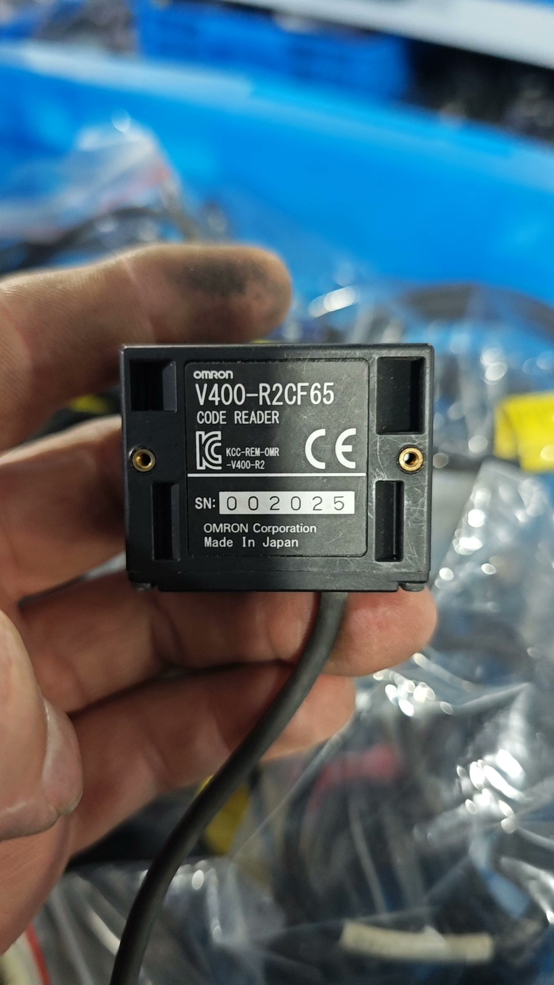 欧姆龙V400-R2CF65