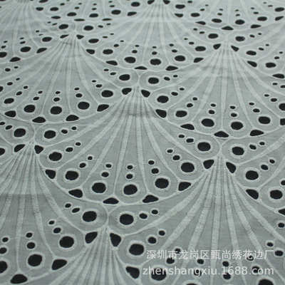 甄尚绣新款9088时尚镂空棉布绣花 刺绣花边打孔服装绣花面料