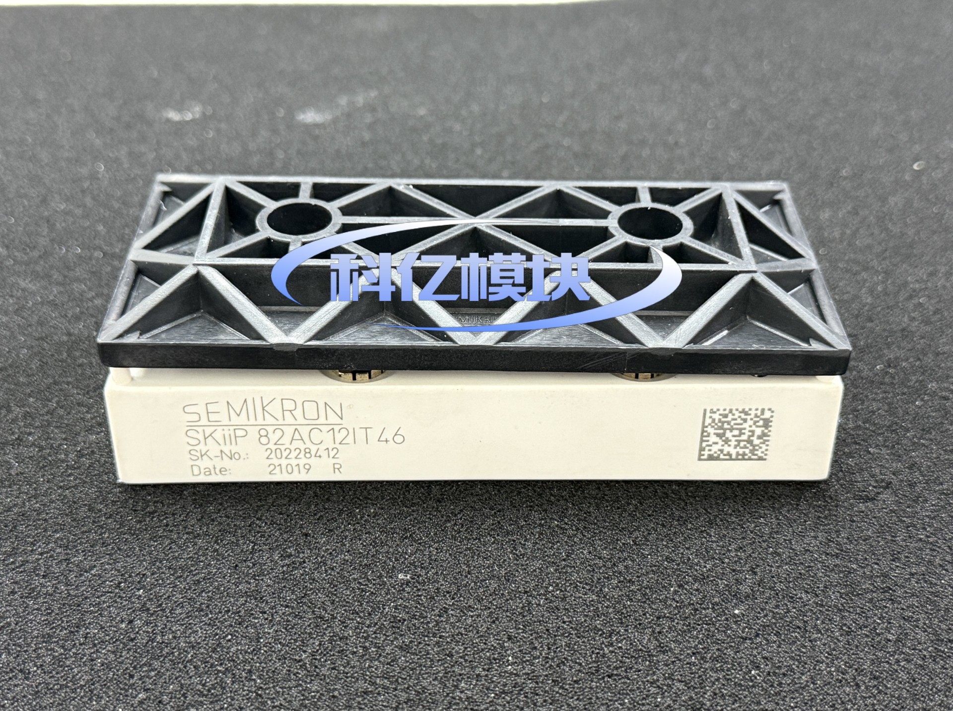 SEMIKRON SKiiP 82AC12IT46模块，全新