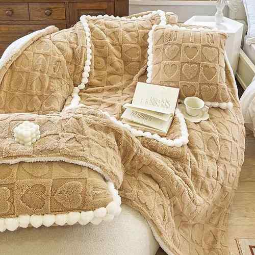 高档抱枕枕被子两春夏薄汽车载靠办公室午睡毯用子午休枕头被款二