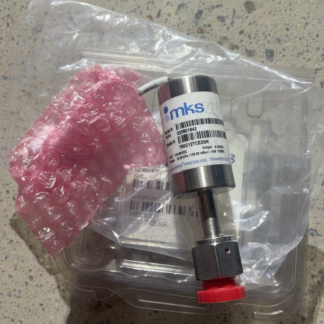 MKS真空计 750C12TCE2GK 功能包好 外观有小花