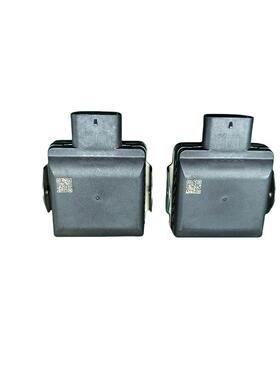 77G毫米波雷达汽车bsm盲点双色车载变道并线辅助BSD盲区监测