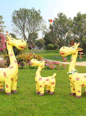 户外卡通长颈鹿玻璃钢雕塑园林景观幼儿园商场主题乐园装饰大摆件