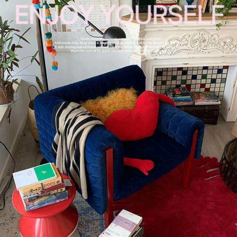 北欧客厅布艺椅子写意空间RUCHE设计师休闲单人椅实木创意沙发椅