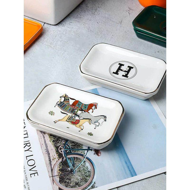 欧式轻奢陶瓷沥水肥皂碟香皂盒收纳简约酒店北欧带盖双层家用皂架,家庭/个人清洁工具,皂网/架,淘宝优惠券,粉丝福利购,淘宝优惠卷