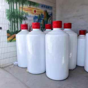 现货玻璃纤维彷真大瓶子奶茶杯模型梦之蓝流水红酒瓶子雕塑定制摆