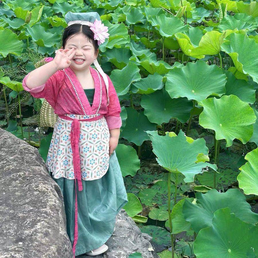 汉服女童宋制日常可穿原创中国风古装超仙儿童唐装女宝宝新款秋装