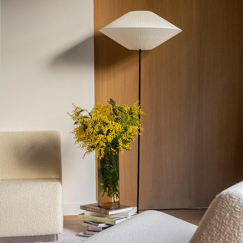 北欧简约装饰落地灯卧室客厅咖啡厅沙发边创意轻奢艺术布艺装饰灯