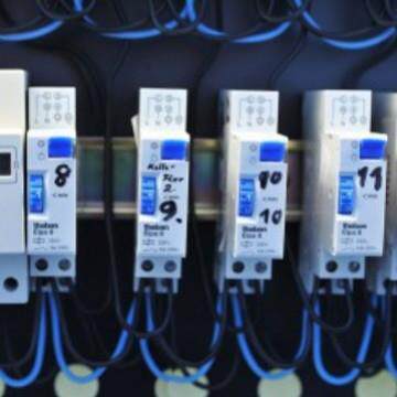 价格需核实 Theben分体式光感开关。 泰邦定时开关控制器