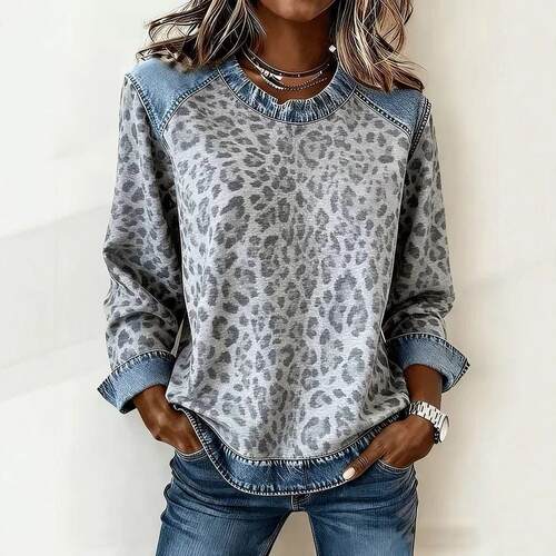 Printed round neck hoodie印花圆领卫衣