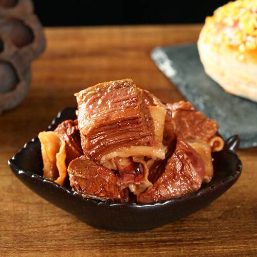 新疆包邮大酥牛肉4罐云南即食午餐红烧牛肉罐头红烧肉火腿方便肉