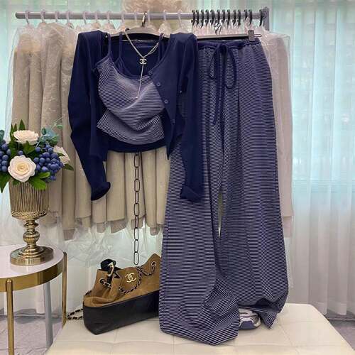 Plus-Size Women’s Solid-Color Knit Cardigan Striped Tank To