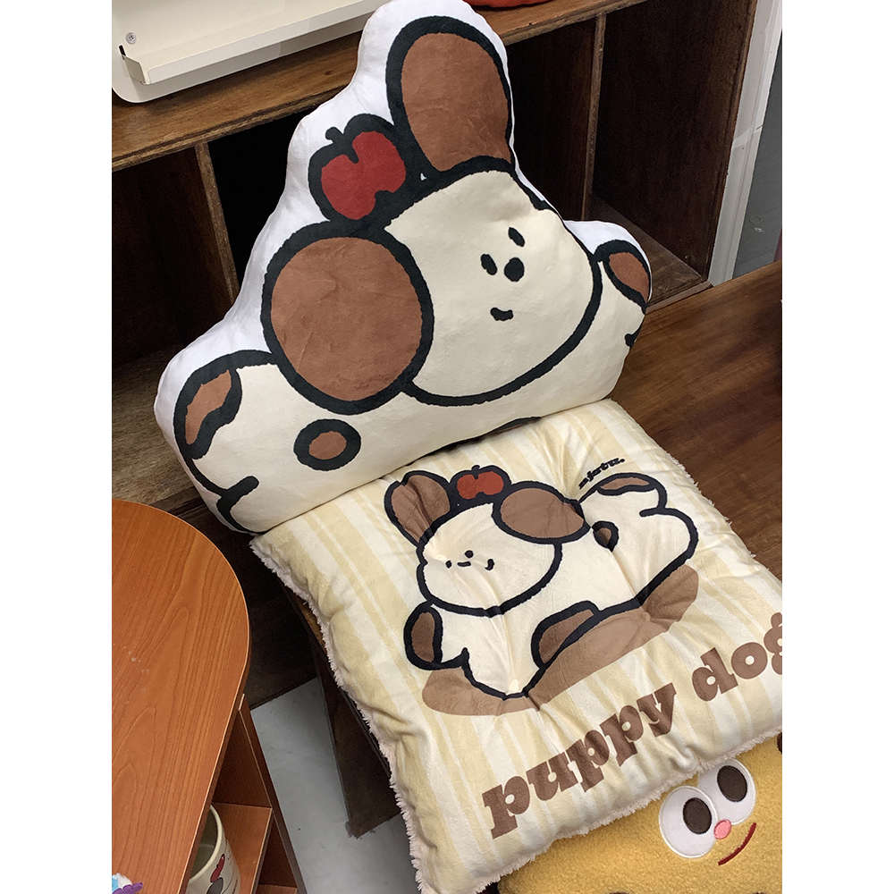 可爱宿舍久坐不累坐垫女原创加厚大号屁垫设计办公室抱枕装饰毛绒