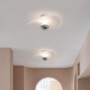 奥朵洋甘菊法阳ZVS台吸顶灯简约入户关廊灯饰中山创意玄走过道灯