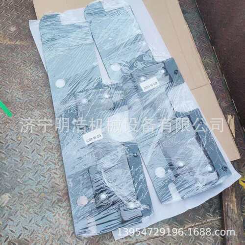 WA380-6装载机保护栅后机罩边门423-54-41222 423-54-41232