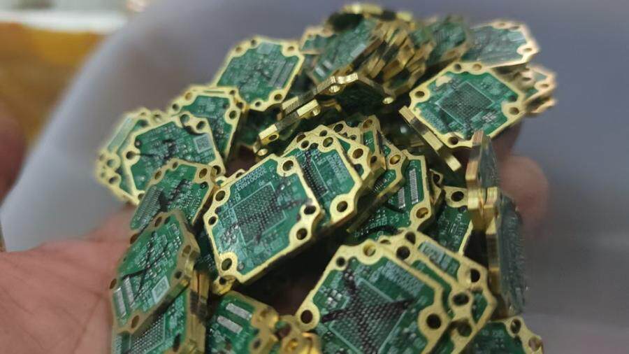 4月19日北京【京械5541】镀金件一批共6斤左右网络拍卖公告