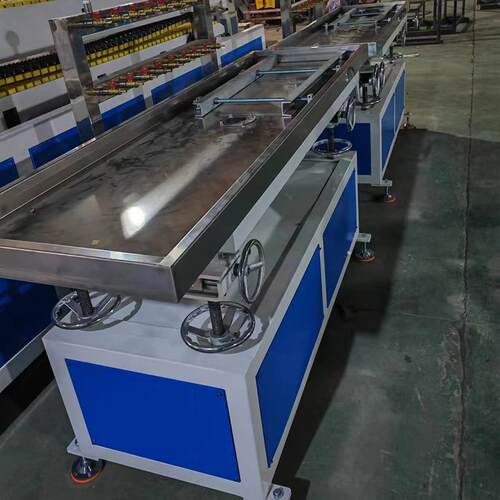 塑料型材冷却水定型平台冷却水槽真空箱PVC管型材辅机真空定型台