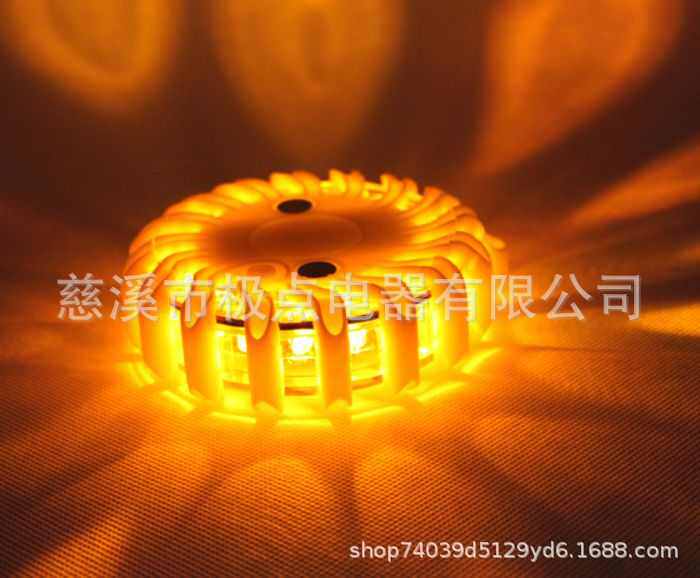 строб 红色蓝色黄色充电式led多功能交通路障安全警示灯6个装充电工具箱