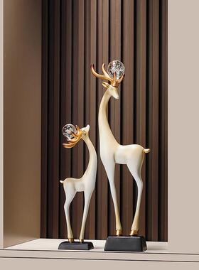 艺术招财鹿摆件一对轻奢高级感入户玄关电视柜旁边落地大号装饰品
