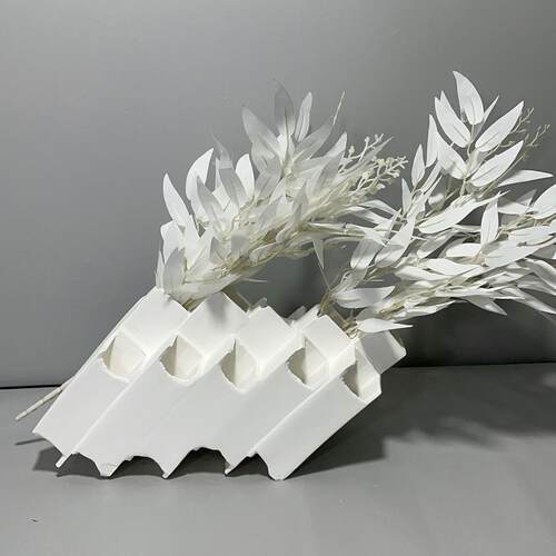 极简轻奢白色陶瓷倾斜方管花插创意花瓶饰品样板房售楼处客厅摆件