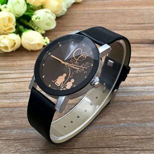 Stylish Couple Student Belt Quartz Glass Watch Spire