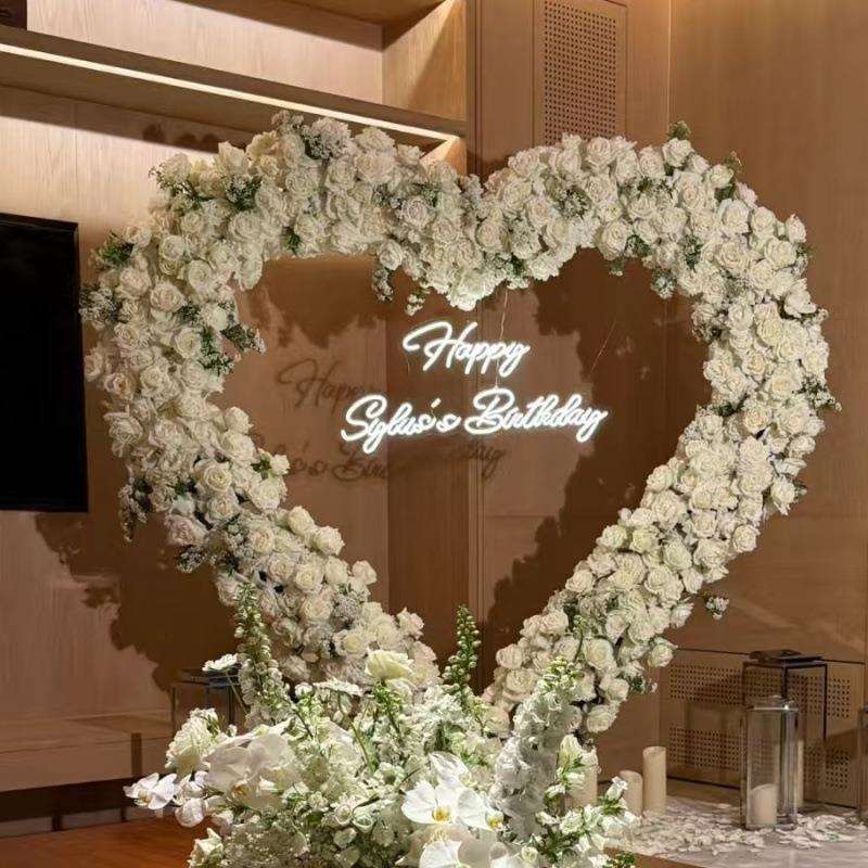 婚礼爱心拱门心形铁艺摆件背景花架户外弧形架子婚礼道具摆件纸箱