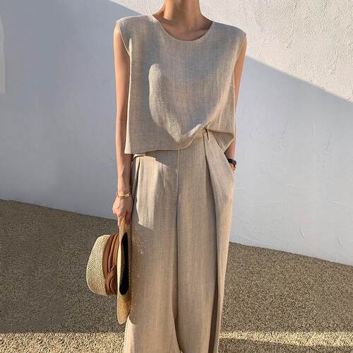 Cotton and linen sleeveless top, wide leg pants for