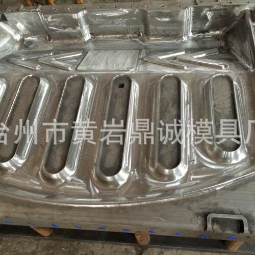 供应交通设施吹塑模具吹塑成型模具吹塑模具制造
