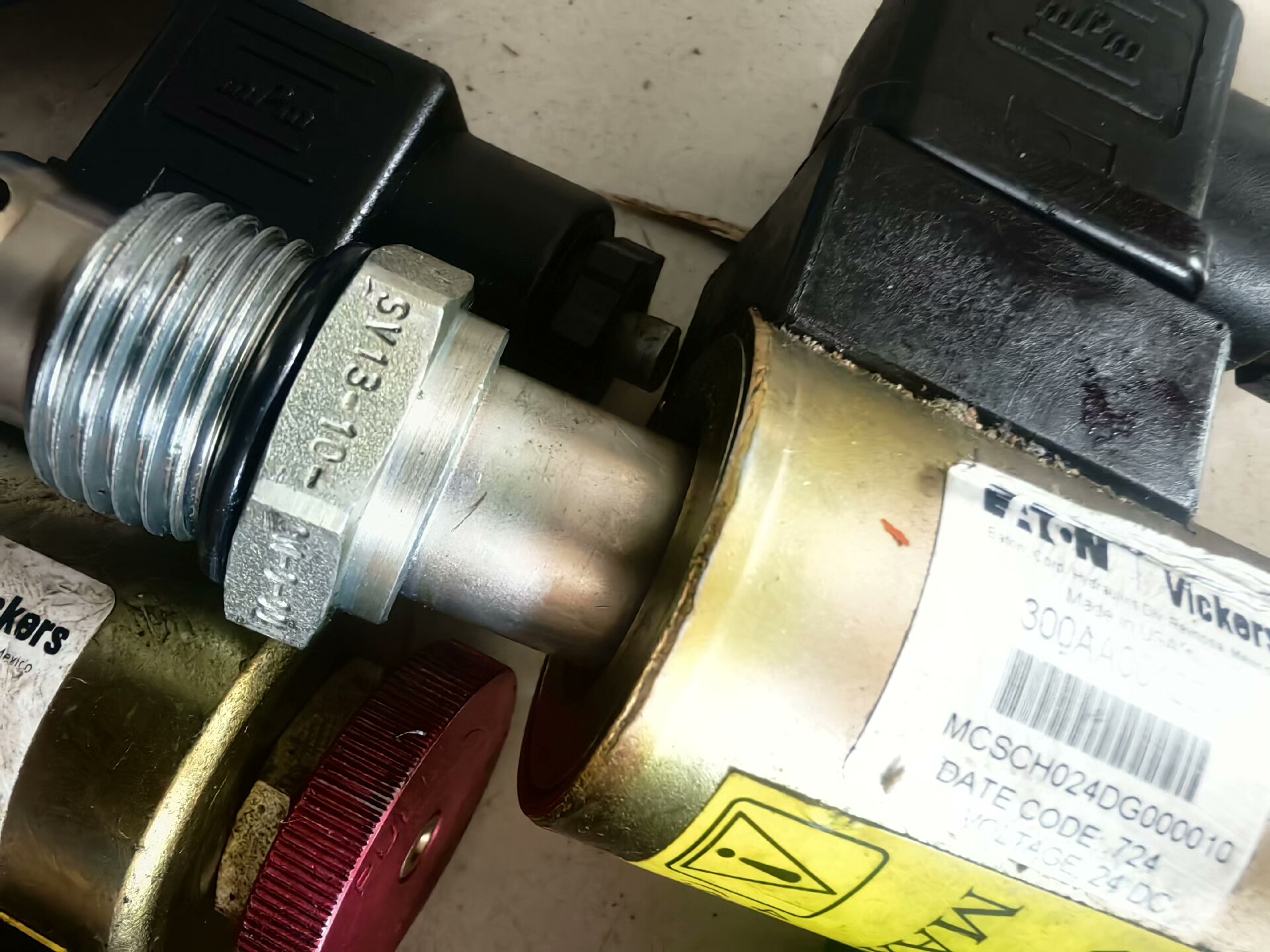 HYDRAFORCE插装阀SV13-10-CM-0-00，全