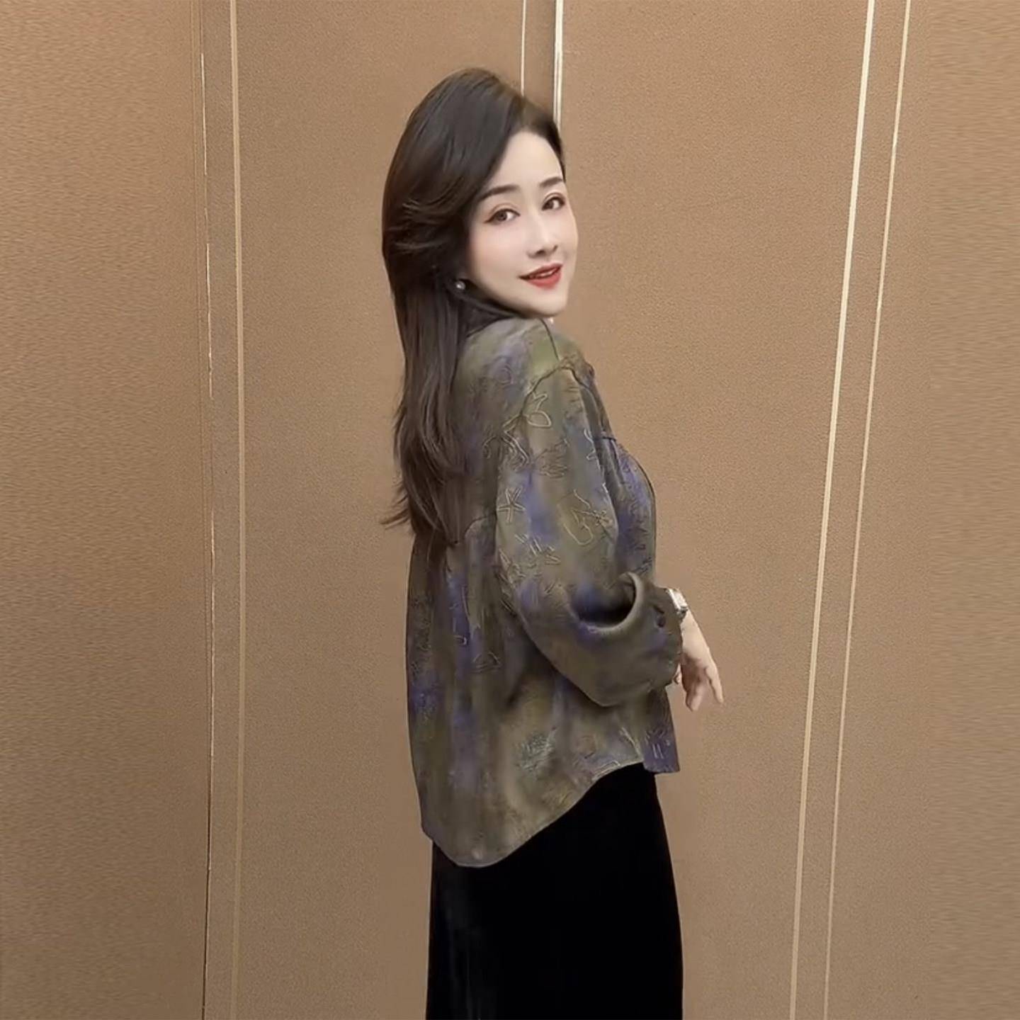 极速高档贵夫人翻领衬衫200斤胖妈妈宽松大码开衫中袖上衣减龄防
