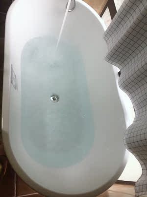 埃飞灵浴缸怎么样一个月后开始后悔了诉说原因